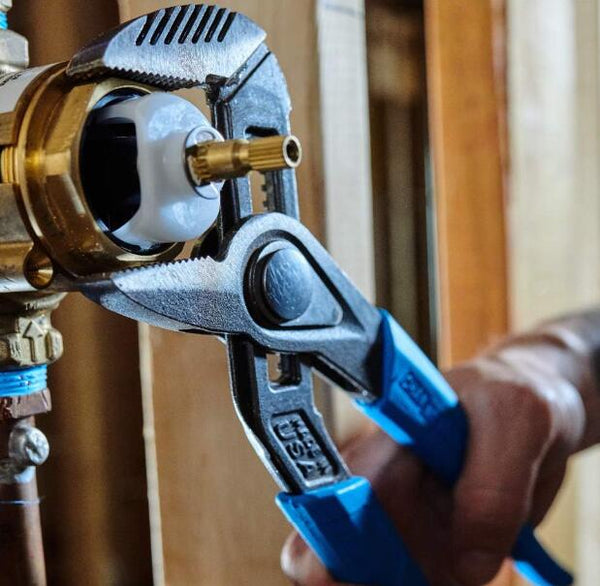 Channellock GLS-3 Tongue and Groove Plier Set Details 2