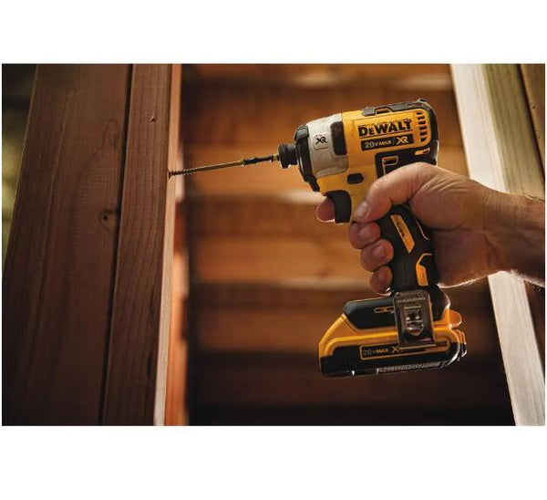 DEWALT DCF887M2 20V MAX XR Impact Driver Use