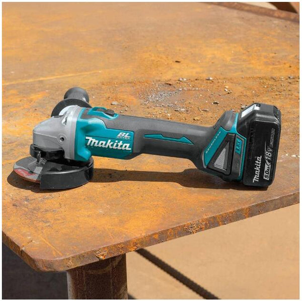 Makita XT611PT Details 2
