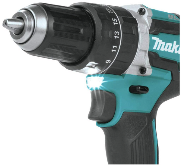 Makita XT268T